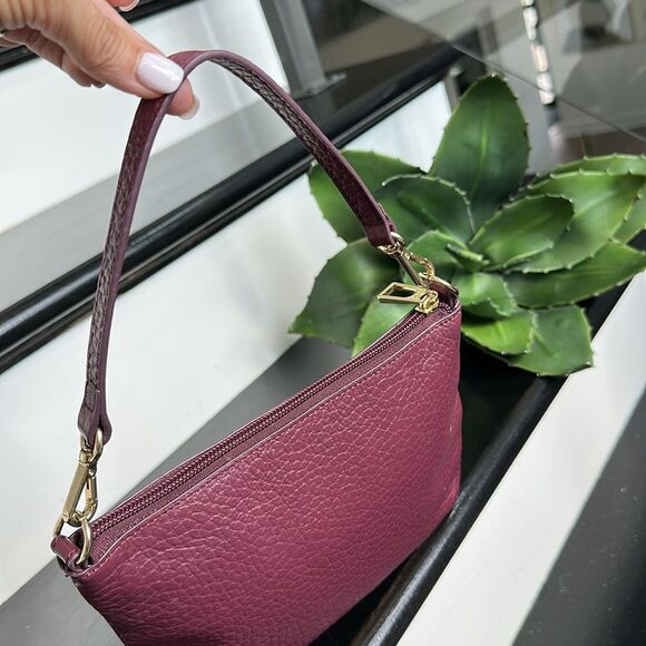Lodis Genuine Leather Burgundy Shoulder Purse Like New, Pebbled - Picture 6 of 9
